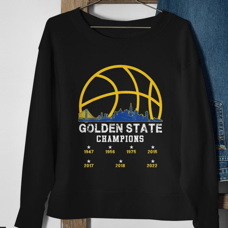 Golden 2022 Basketball For Men Women Warriors V2 Sweatshirt Gifts for Old Women