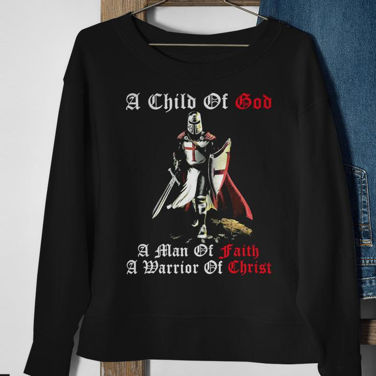 Knights TemplarShirt - A Child Of God A Man Of Faith A Warrior Of Christ Sweatshirt Gifts for Old Women