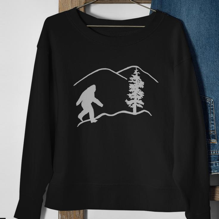 Oregon Bigfoot Sweatshirt Gifts for Old Women