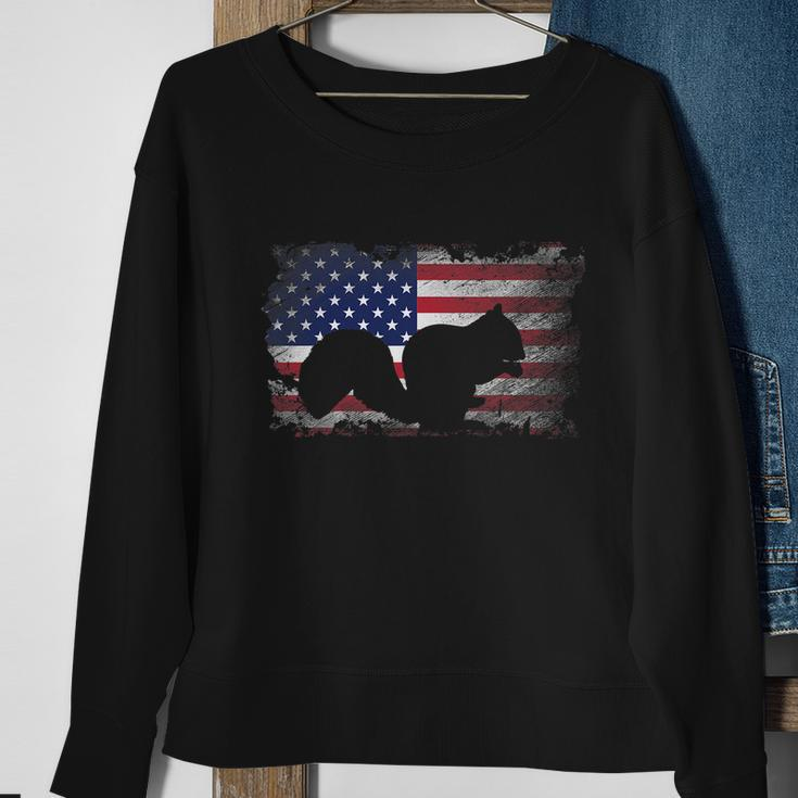 Patriotic Squirrel American Flag Cool Wild Animals Lover Sweatshirt Gifts for Old Women