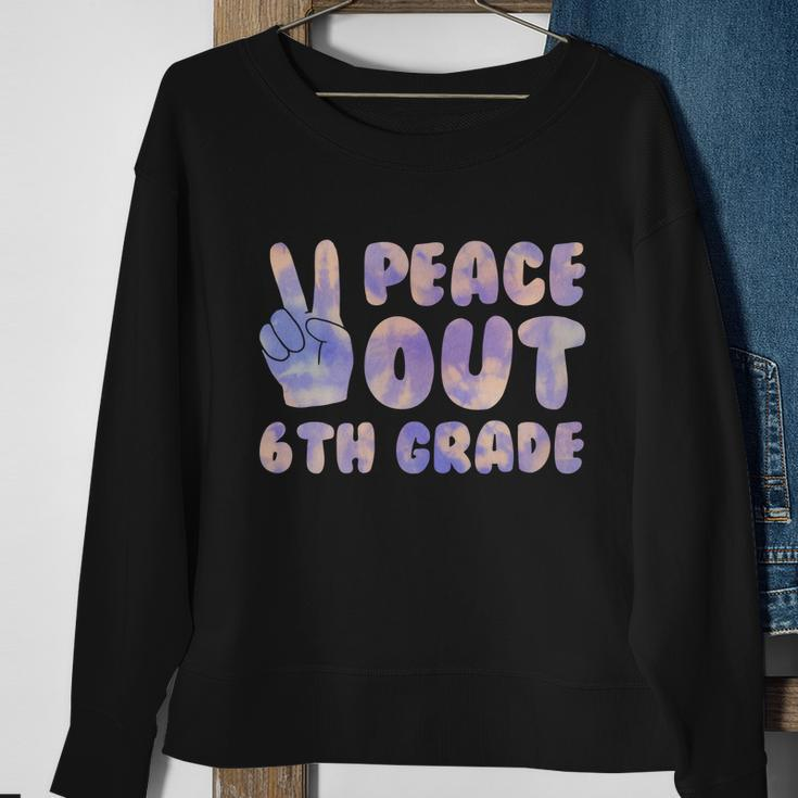 Peace Out 6Th Grade 2022 Graduate Happy Last Day Of School Cute Gift Sweatshirt Gifts for Old Women