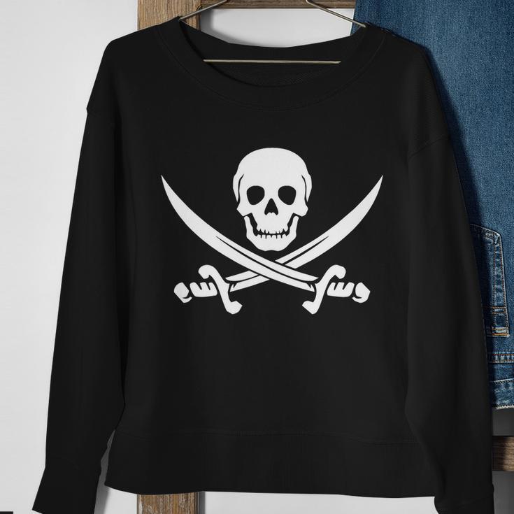 Pirate Skull & Cross Swords Tshirt Sweatshirt Gifts for Old Women