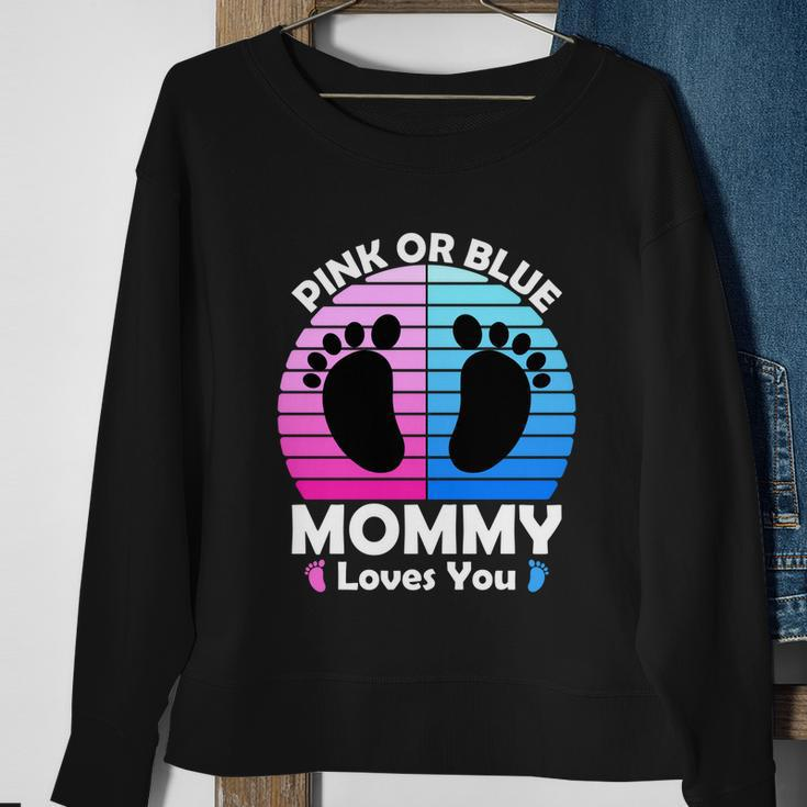 Pregnancy Announcet Mom 2021 Pink Or Blue Mommy Loves You Cool Gift Sweatshirt Gifts for Old Women