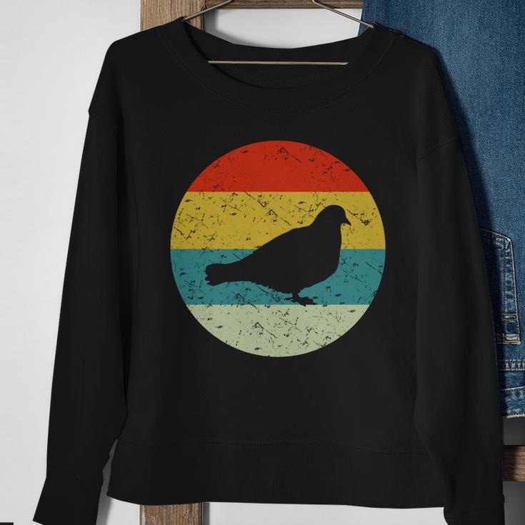 Retro Vintage Pigeon Sweatshirt Gifts for Old Women