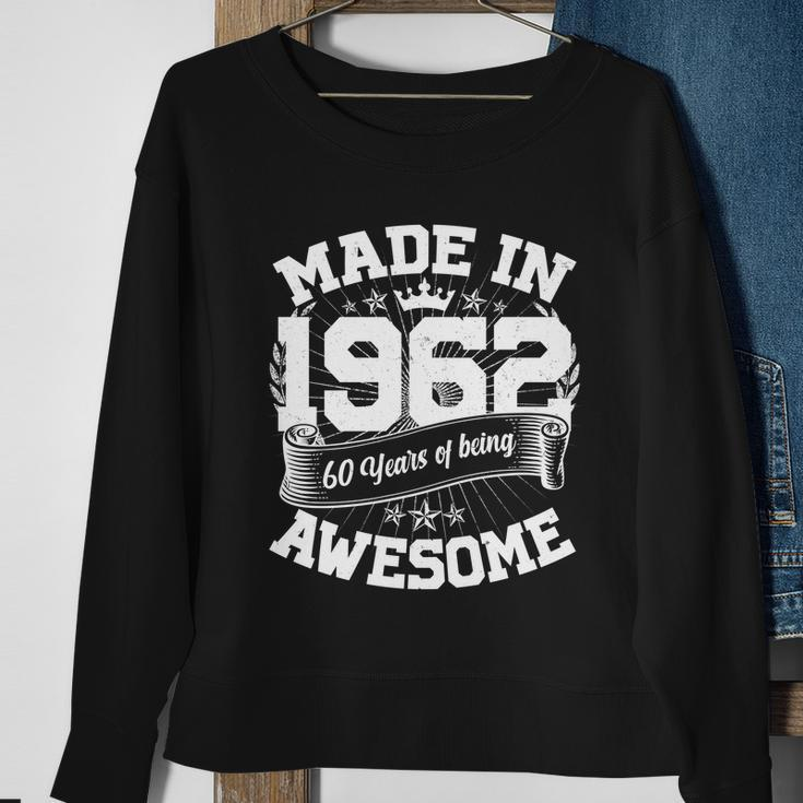 Vintage Crown Made In 1962 60 Years Of Being Awesome 60Th Birthday Sweatshirt Gifts for Old Women