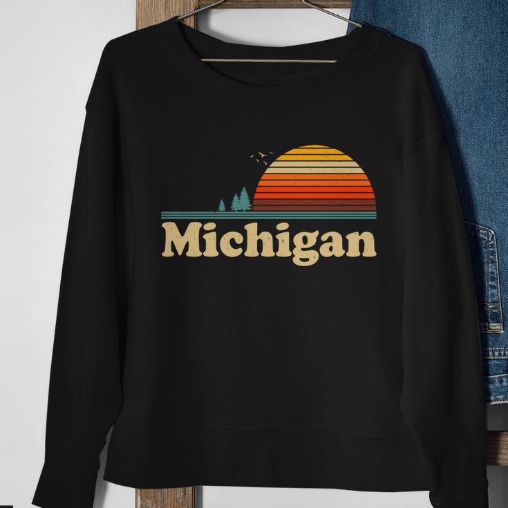 Vintage Retro Michigan Sunset Logo V2 Sweatshirt Gifts for Old Women