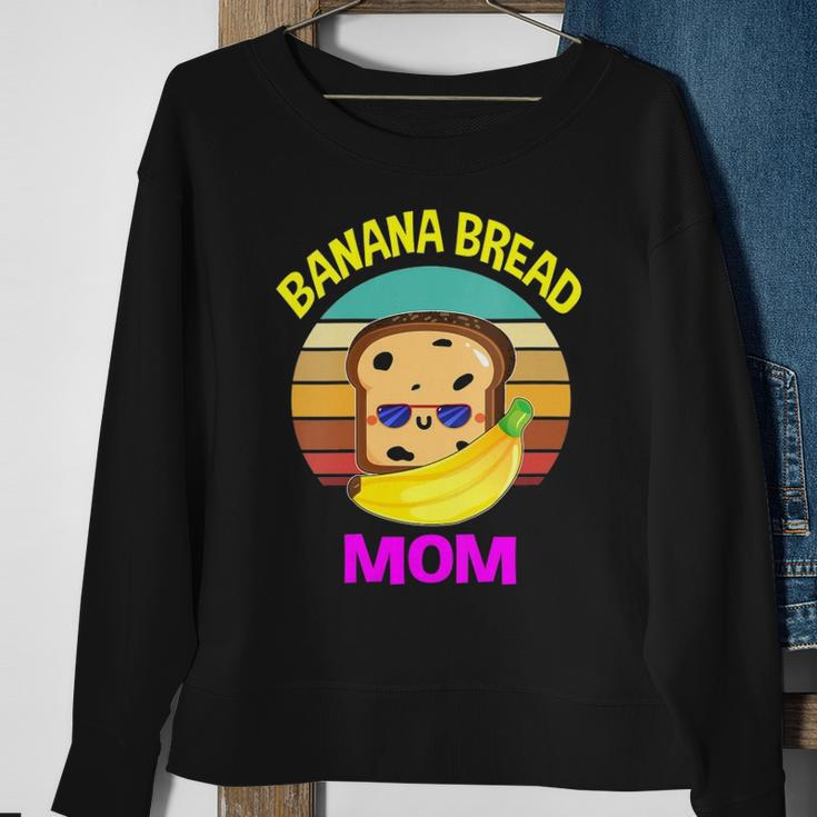 Womens Banana Bread Mom Lovers Food Vegan Gifts Mama Mothers Sweatshirt Gifts for Old Women