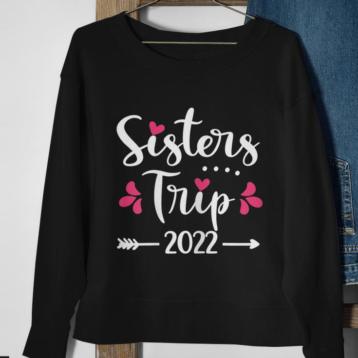 Womens Sisters Trip 2022 Vacation Travel Funny Sisters Weekend Graphic Design Printed Casual Daily Basic Sweatshirt Gifts for Old Women