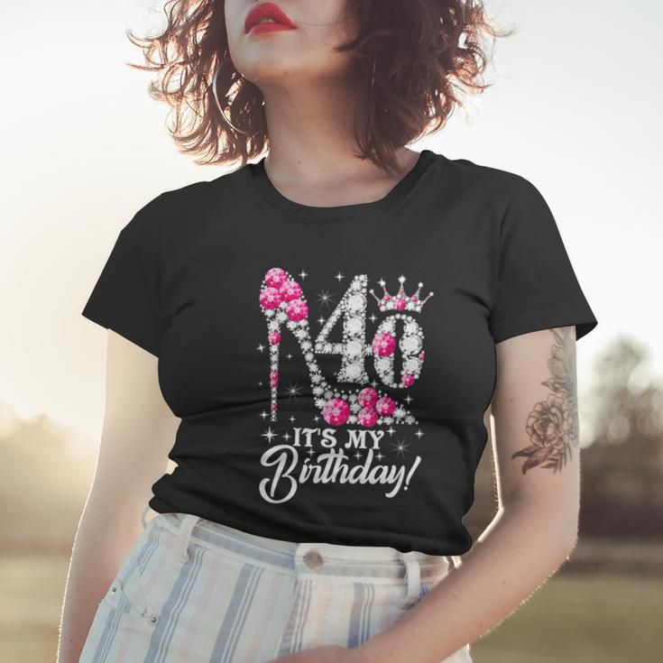 40 Years Old Its My 40Th Cool Gift Birthday Funny Pink Diamond Shoes Gift Women T-shirt Gifts for Her