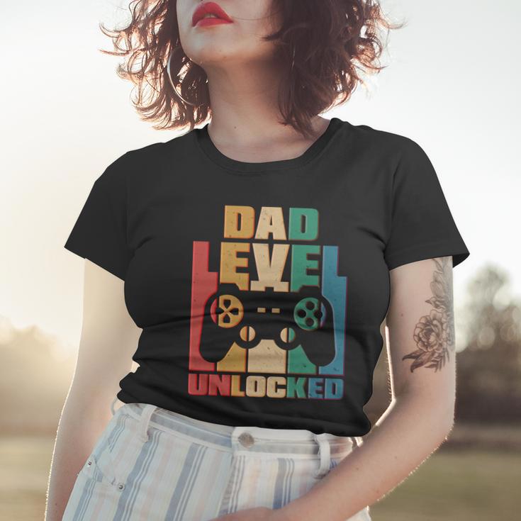 Retro New Dad Level Unlocked Video Gamer Tshirt Women T-shirt Gifts for Her