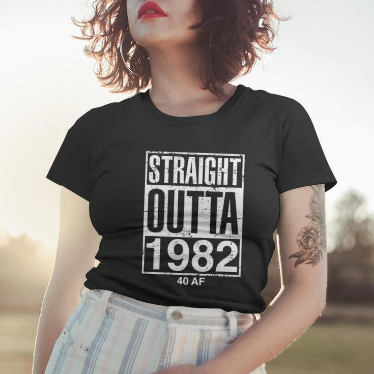 Straight Outta 1982 40 Af Funny Retro 40Th Birthday Gag Gift Tshirt Women T-shirt Gifts for Her