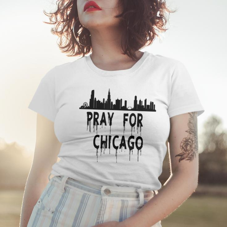 Pray For Chicago Encouragement Distressed Women T-shirt Gifts for Her
