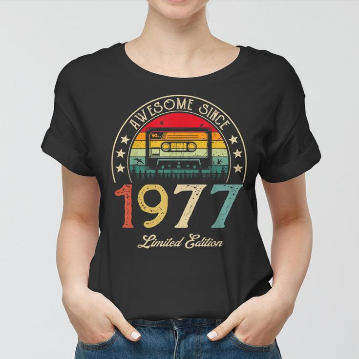 Awesome Since 1977 Vintage 1977 45Th Birthday 45 Years Old Women T-shirt