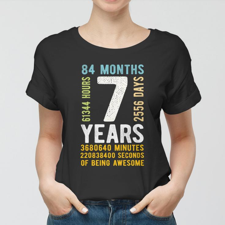 Kids 7Th Birthday Gift 7 Years Old Vintage Retro 84 Months Women T-shirt