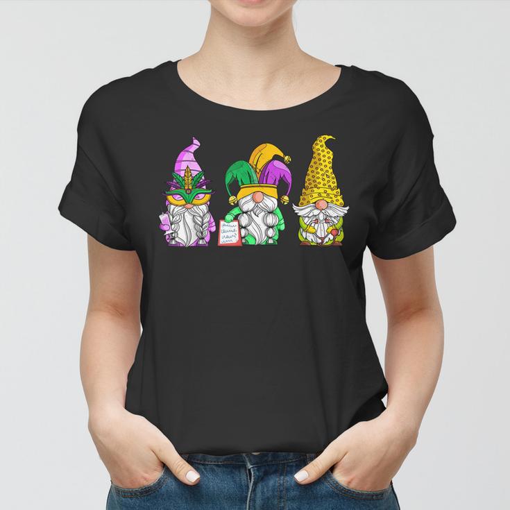 Mardi Gras Gnomes Holding Mask Love Mardi Gras Gnome Women T-shirt