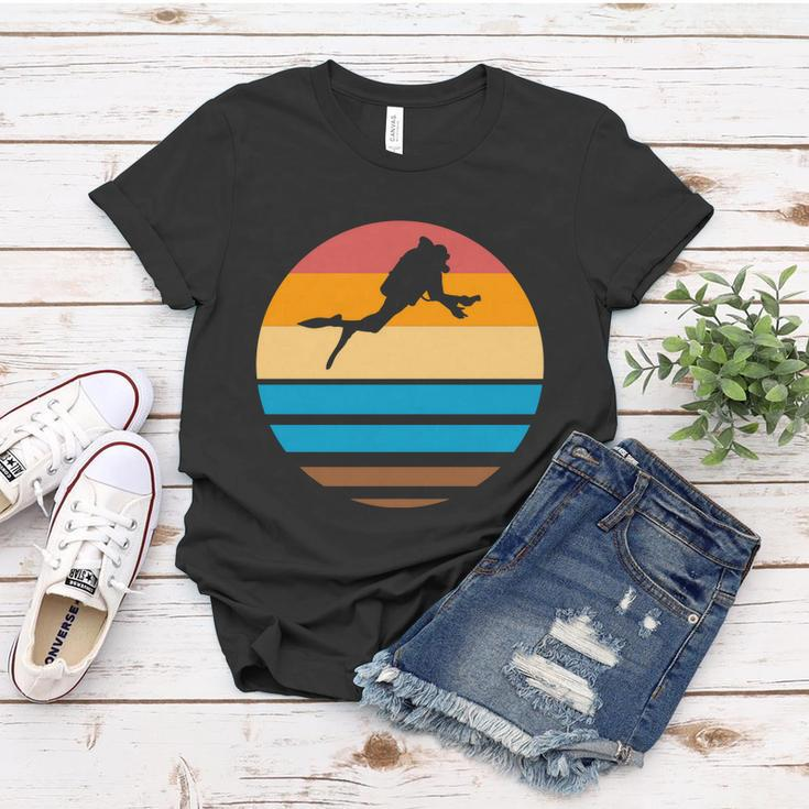 Funny Retro Scuba Diving Graphic Design Printed Casual Daily Basic Women T-shirt Personalized Gifts