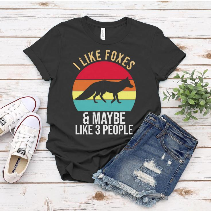 I Like Foxes And Maybe Like 3 People Funny Graphic Design Printed Casual Daily Basic Women T-shirt Personalized Gifts