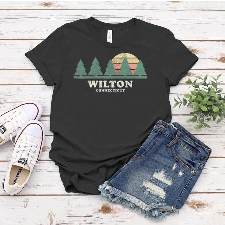 Wilton Ct Vintage Throwback Tee Retro 70S Design Women T-shirt Unique Gifts