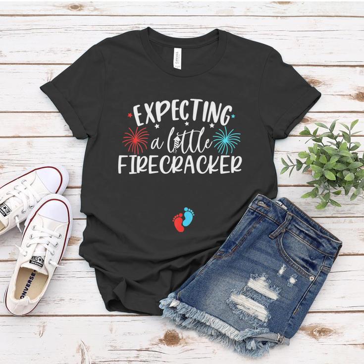 Womens Expecting A Little Firecracker Funny 4Th Of July Pregnant Women T-shirt Unique Gifts