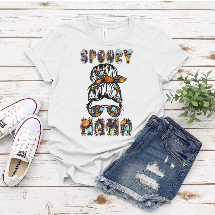 Spooky Mama Scary Halloween Messy Hair Bun Mothers Women T-shirt Funny Gifts
