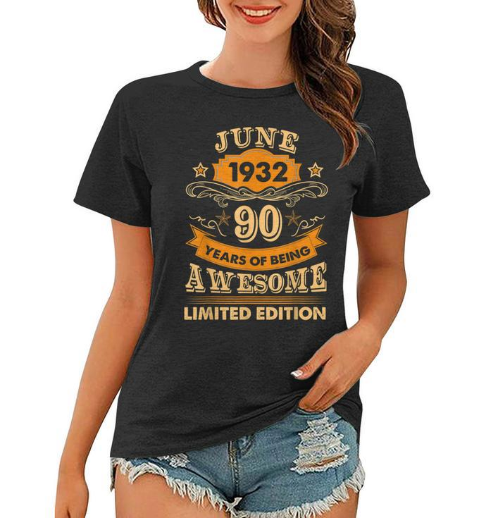 June 90 Year Old Vintage 1932 90Th Birthday  Women T-shirt