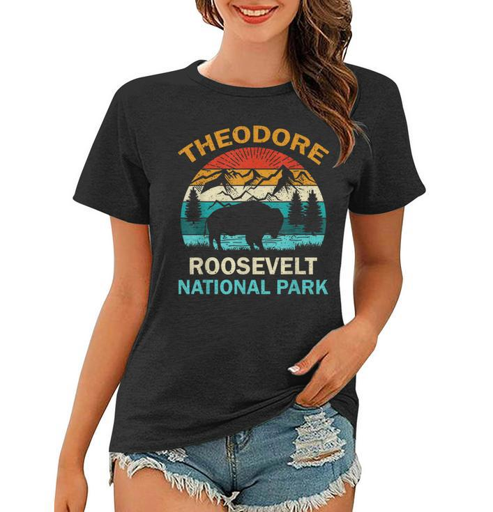 Theodore Roosevelt National Park North Dakota Buffalo Retro  Women T-shirt