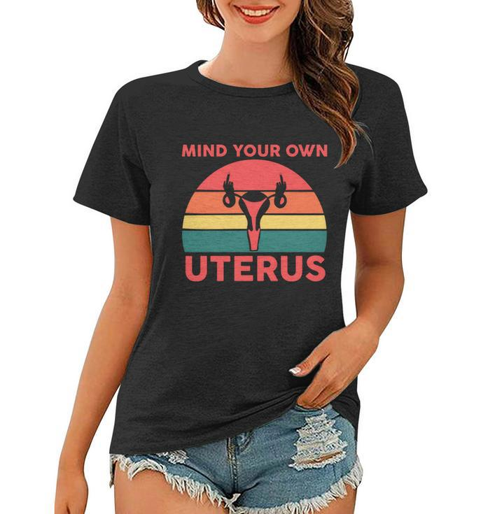 Uterus Shows Middle Finger Feminist Feminism Gift Women T-shirt