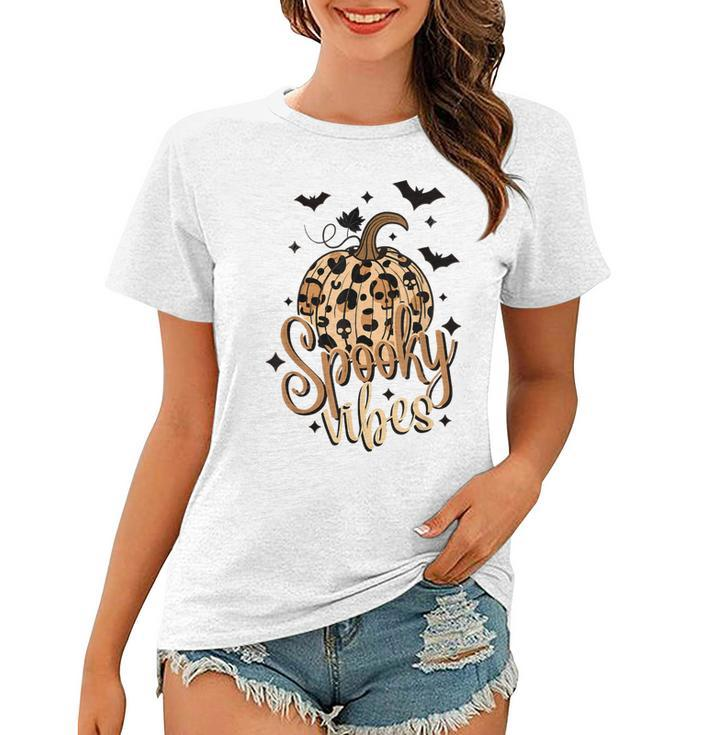 Spooky Vibes Skull Leopard Pumpkin Vintage Boho Halloween  Women T-shirt