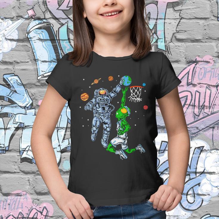 Astronaut And Alien Basketball Youth T-shirt