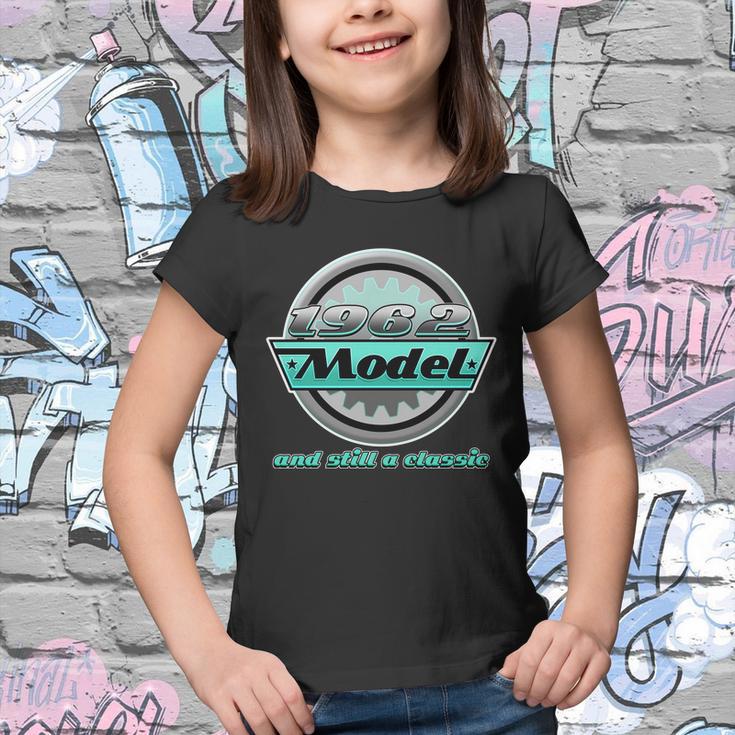 Vintage Car Gear 1962 Model And Still A Classic 60Th Birthday Youth T-shirt