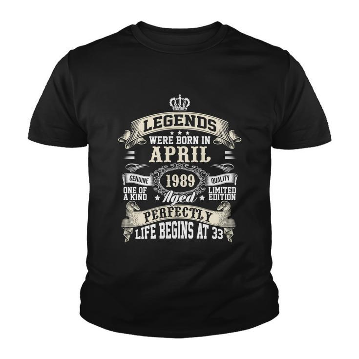 Legends Were Born In April 1989 Vintage 33Rd Birthday Gift For Men & Women Youth T-shirt