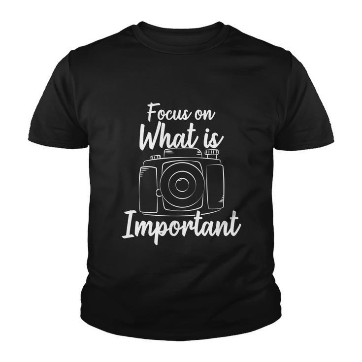 Photograph Camera Focus Photography Lense Photo Photographer Gift Youth T-shirt