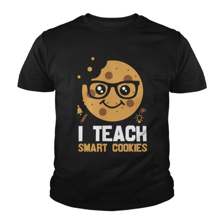 Proud Teacher I Teach Smart Cookies Graphic Plus Size Shirt For Teacher Female Youth T-shirt