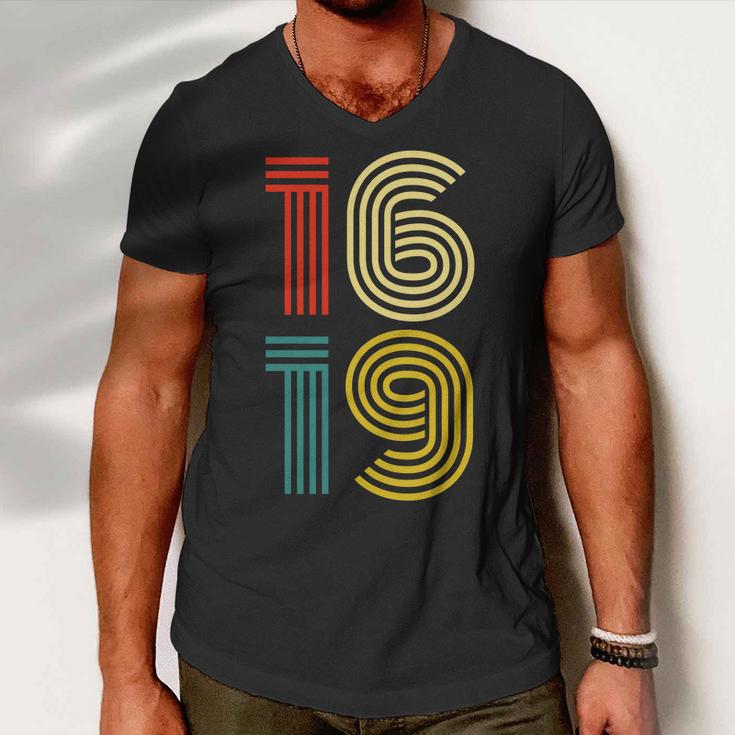 1619 Vintage Retro Men V-Neck Tshirt