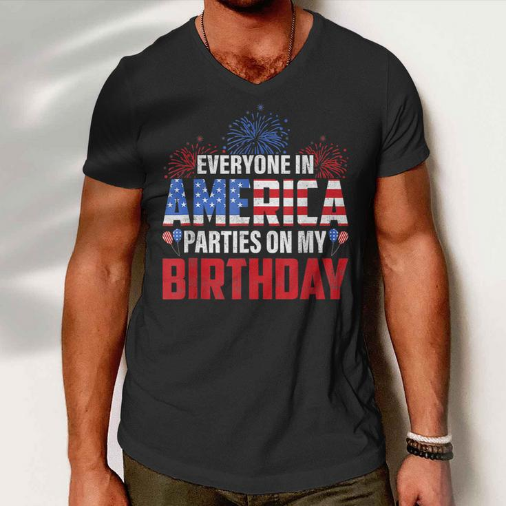 4Th Of July Birthday Funny Bday Born On 4Th Of July Men V-Neck Tshirt