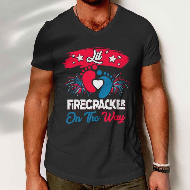 4Th Of July Pregnancy Patriotic Lil Firecracker On The Way Gift Men V-Neck Tshirt