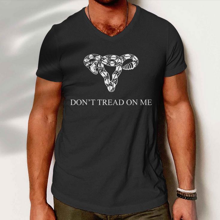 Dont Tread On Me Uterus Flag Tshirt Men V-Neck Tshirt