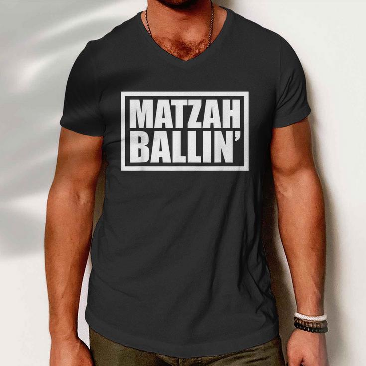 Funny Jewish Matzah Ballin Matzo Ball Soup Hanukkah Men V-Neck Tshirt