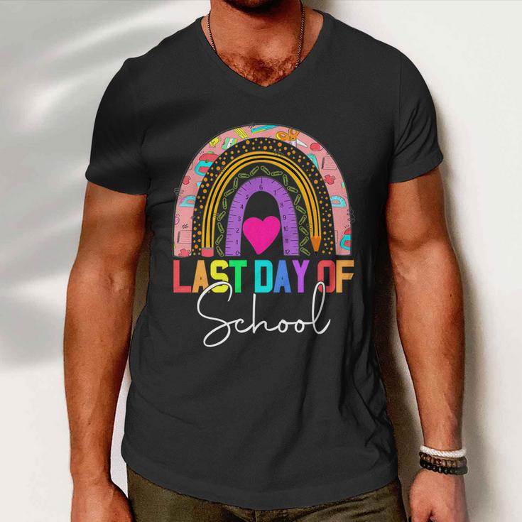 Happy Last Day Of School Teacher Student Graduation Rainbow Gift V3 Men V-Neck Tshirt