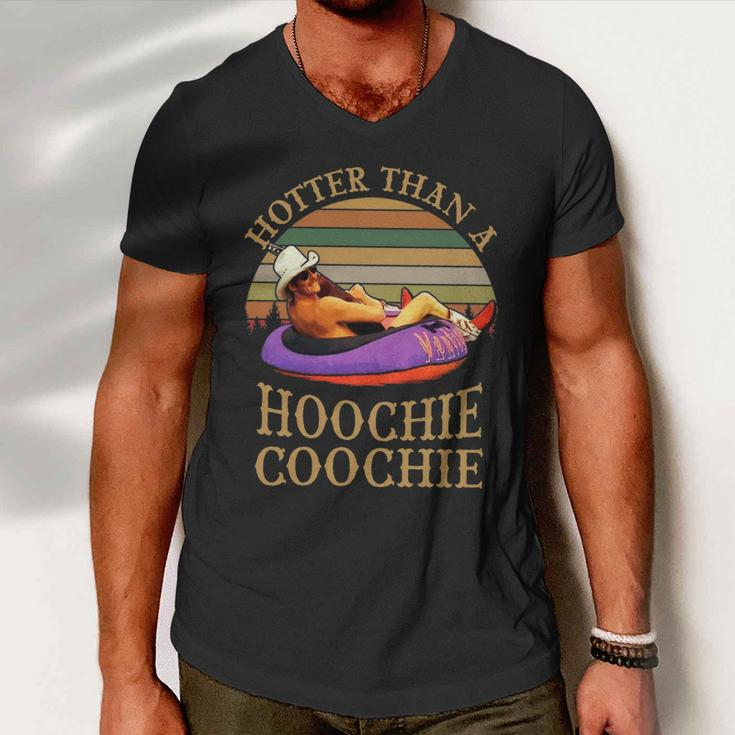 Hotter Than A Hoochie Coochie Daddy Vintage Retro Country Music Men V-Neck Tshirt