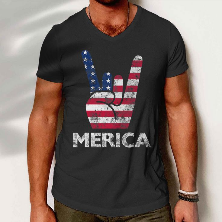 Retro Usa 4Th Of July Vintage American Flag Merica Rock Sign Men V-Neck Tshirt