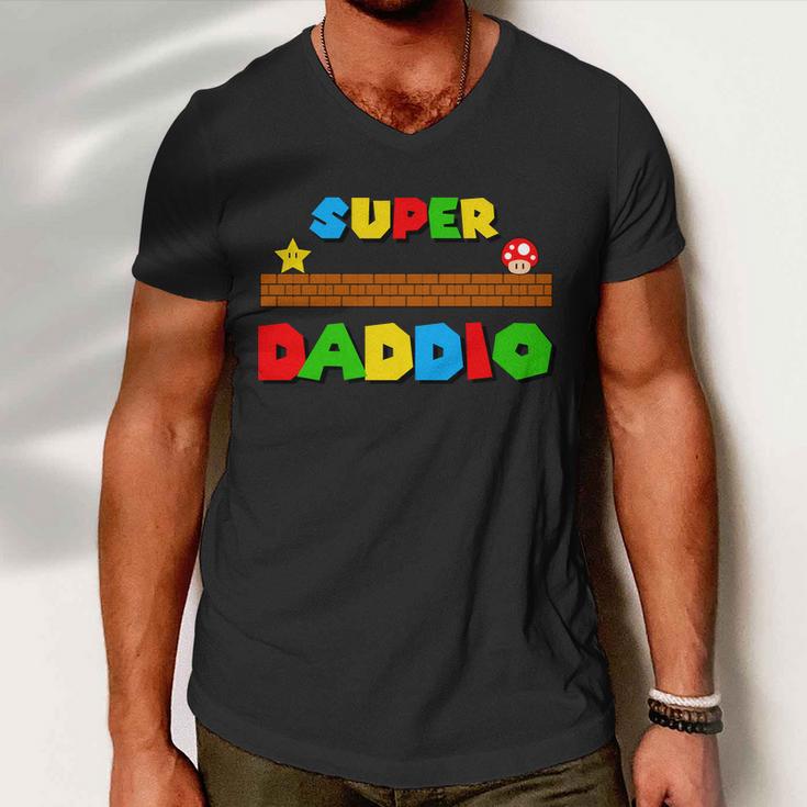 Super Daddio Retro Video Game Tshirt Men V-Neck Tshirt