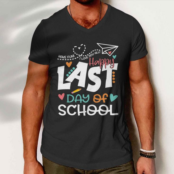 Teachers Kids Graduation Students Happy Last Day Of School Meaningful Gift Men V-Neck Tshirt