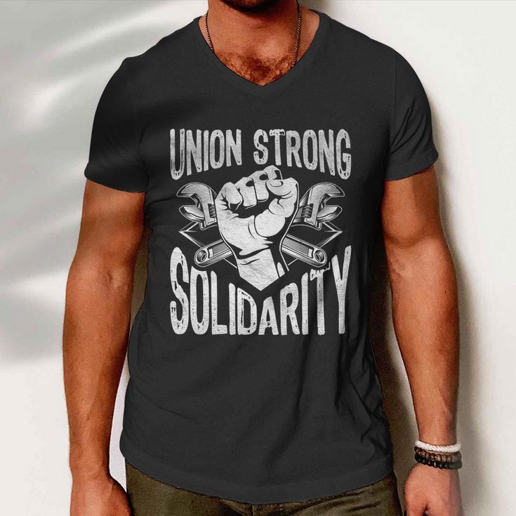 Union Strong Solidarity Labor Day Worker Proud Laborer Gift V2 Men V-Neck Tshirt