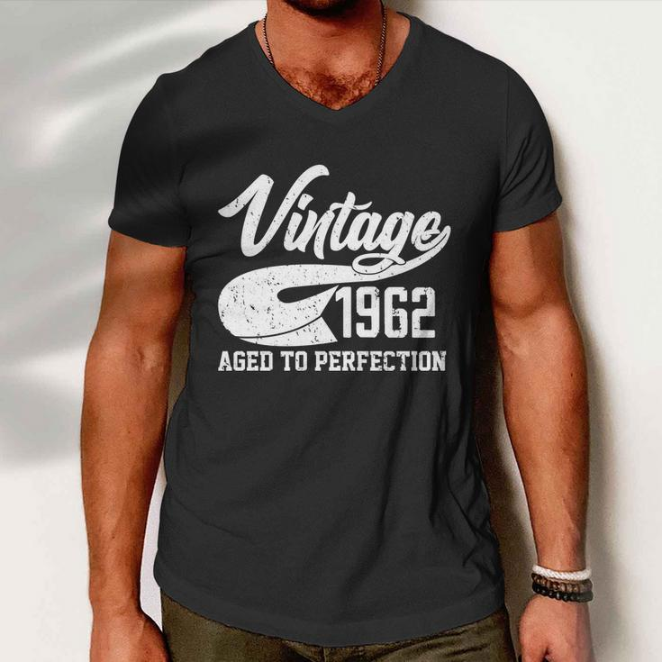 Vintage 1962 Aged To Perfection 60Th Birthday Men V-Neck Tshirt