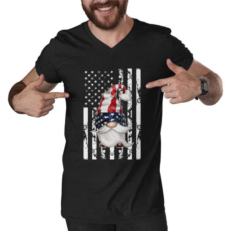 4Th Of July Funny Patriotic Gnome Vintage American Flag Gift Men V-Neck Tshirt