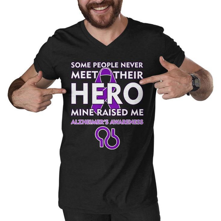 Alzheimers Some People Never Meet Their Hero Mine Raised Me Men V-Neck Tshirt