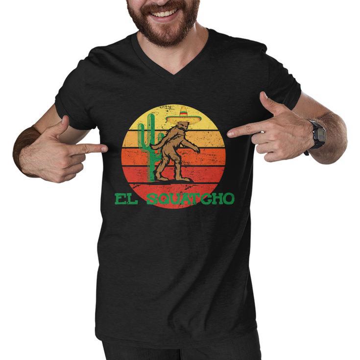 Bigfoot El Squatcho Mexican Sasquatch Tshirt Men V-Neck Tshirt