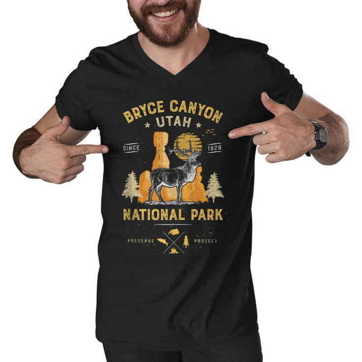 Bryce Canyon National Park Vintage Utah Deer Elk Gift Men  Men V-Neck Tshirt