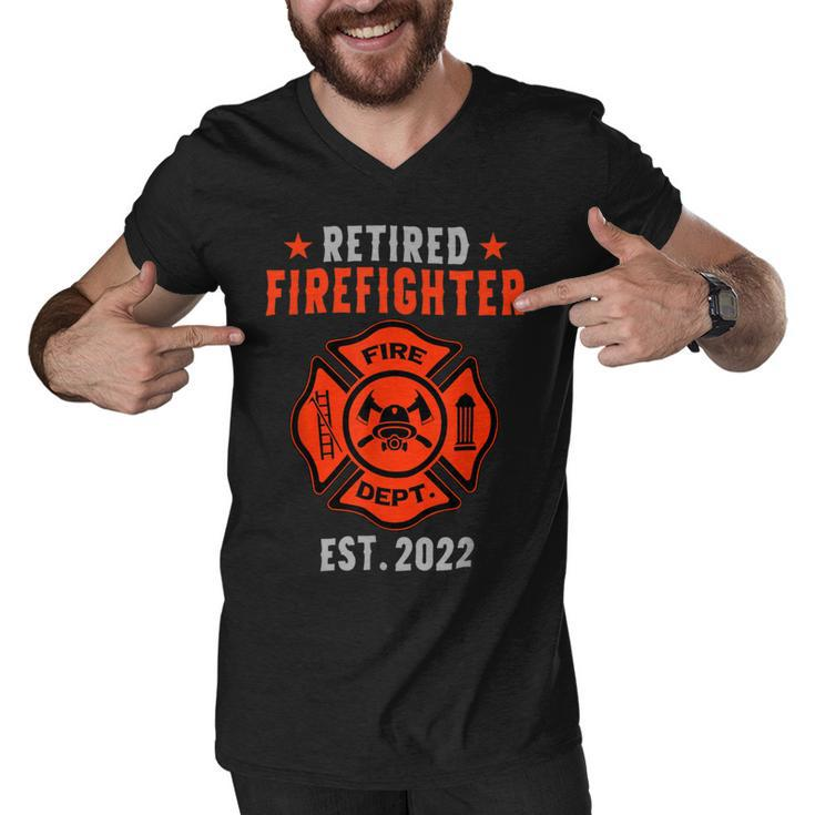Firefighter Retired Firefighter  V2 Men V-Neck Tshirt